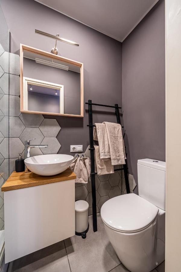 Cosy Studio With River View Riga Bagian luar foto